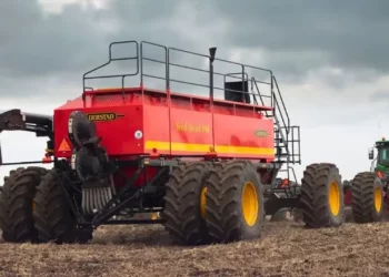 Väderstad представив новий бункер місткістю 47500 л – Техніка