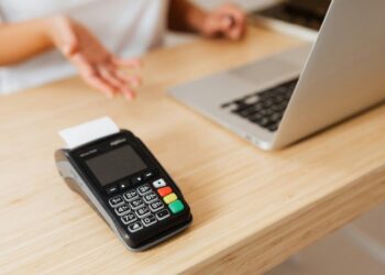 Відома причина масштабного збою у «Дії», «Новій пошті» та банківських терміналах — Закарпаття