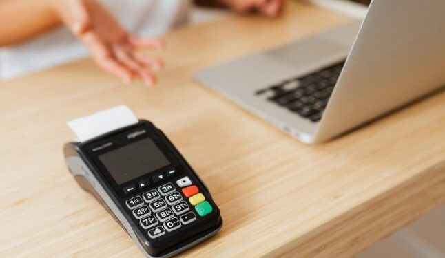 Відома причина масштабного збою у «Дії», «Новій пошті» та банківських терміналах — Закарпаття