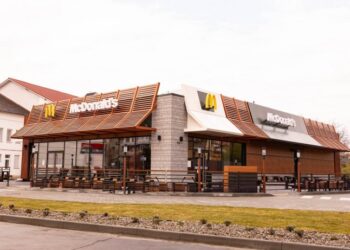 МакДональдз, який відкрили в Ужгороді, працюватиме цілодобово — Закарпаття