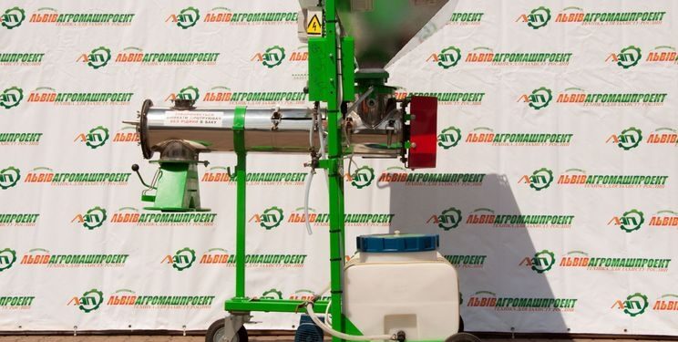 Вітчизняний виробник представив протруювач насіння для «біг-бегів» – Техніка