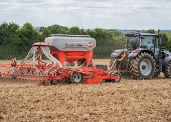 Сівалки Kuhn Espro отримали легший поліуретановийу бункер – Техніка