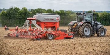 Сівалки Kuhn Espro отримали легший поліуретановийу бункер – Техніка