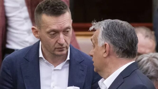 Адміністрація Трампа зняла санкції із керівника медіаімперії орбана