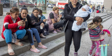 Австрія вимагає скасувати пільги для українських переселенців через зростання кількості ромських біженців із Закарпаття –