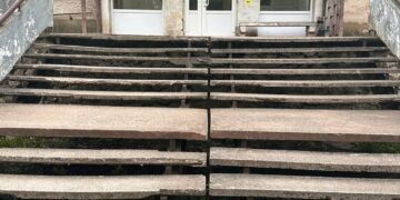 Без ліків і зарплати: омбудсмен зафіксував грубі порушення у лікарні на Закарпатті (ФОТО) –