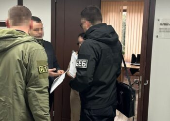 Чиновники Ужгородської міськради виплатили приватній фірмі 8 млн грн за будівництво, яке навіть не почалося – БЕБ (ФОТО) (ДОПОВНЕНО)