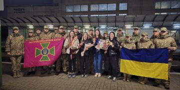 Чопські прикордонники вітали чемпіонок Європи з вільної боротьби, які повернулися зі Словаччини (ВІДЕО) –
