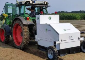 Німецький лазерний робот нищить бур’ян у моркві, буряках і томатах – Техніка