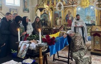 На Закарпатті попрощалися із загиблим на війні фельдшером Леонідом Пивоваром – Ужгород