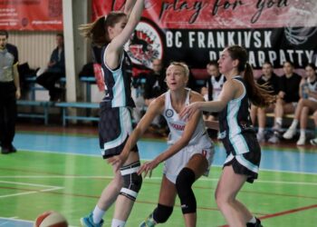 “Франківськ-Прикарпаття” виграв регулярний чемпіонат – Спорт