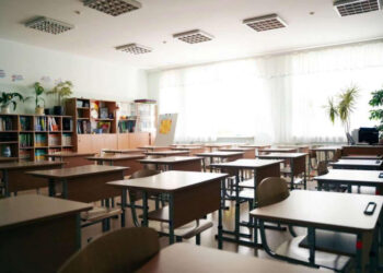 Інформація про нібито обов’язкове скорочення літніх канікул у 2025 – ФЕЙК!