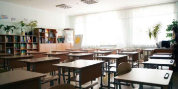 Інформація про нібито обов’язкове скорочення літніх канікул у 2025 – ФЕЙК!