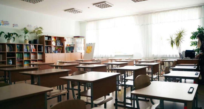 Інформація про нібито обов’язкове скорочення літніх канікул у 2025 – ФЕЙК!