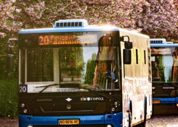 Як курсуватимуть міські автобуси в Ужгороді на Великодні свята – ГРАФІКИ