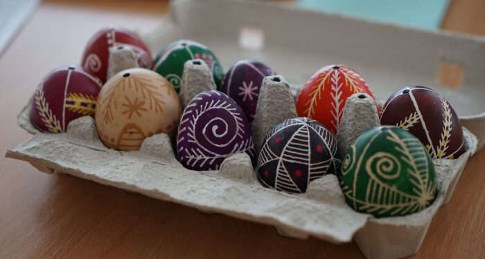 Як на Закарпатті створюють традиційну бойківську писанку: техніка та орнаменти