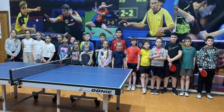 Юні тенісисти змагались у Відкритому чемпіонаті Івано-Франківська – Спорт