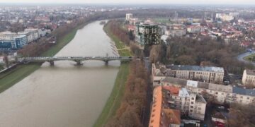 Мінкульт стверджує, що не змінив позицію щодо відмови в погодженні скандальної 13-поверхівки в Ужгороді