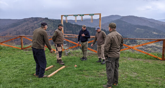 На легендарному Ужоцькому перевалі облаштовують оглядовий майданчик