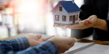 Нерухомість замість аліментів: як укласти договір