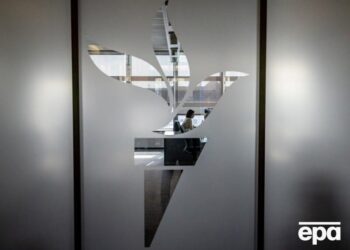 “Радіо Свобода” скорочує мовлення й відправляє у простій частину співробітників