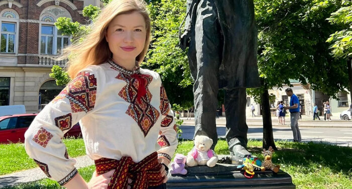 Рецепт паски: традиційна Великодня випічка від Галини Цах (ВІДЕО)