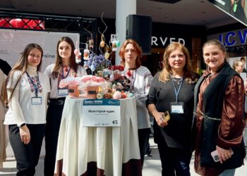 Школярі Закарпаття представили бізнес-ідеї на Junior EXPO у Львові (ФОТО) –