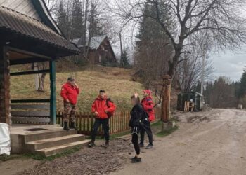 У горах на Рахівщині розшукали туристку з Дніпра (ФОТО)
