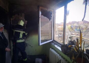 У Королеві “димів” будинок, власник надихався диму (РОЗШИРЕНО) (ФОТО)