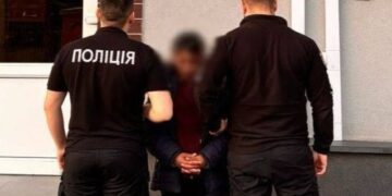У Королеві на Берегівщині під час пиятики  33-річна співмешканка орендаря зарізала 44-річного власника будинку (ФОТО)