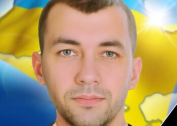 У Мукачеві в суботу попрощаються з полеглим Героєм Андрієм Задорожним (ФОТО)