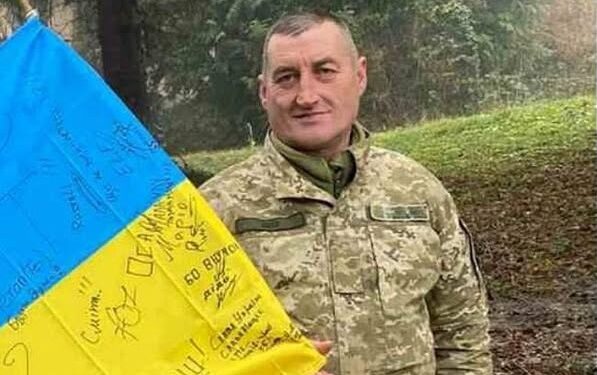 У Вільшинках на Ужгородщині попрощаються з Іваном Ганичем, який 3 роки захищав Україну (ФОТО)