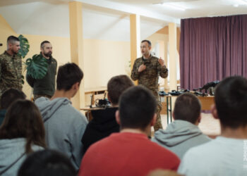 Урок мужності від закарпатських гвардійців: дрони, медицина і натхнення