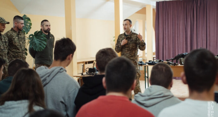Урок мужності від закарпатських гвардійців: дрони, медицина і натхнення