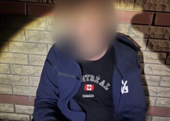 В Ужгороді п&apos;яний водій врізався у Volkswagen, далі травмував жінку на “зебрі” та втік з місця події (ФОТО) (ОНОВЛЕНО)