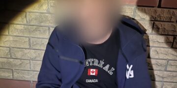 В Ужгороді п&apos;яний водій врізався у Volkswagen, далі травмував жінку на “зебрі” та втік з місця події (ФОТО) (ОНОВЛЕНО)