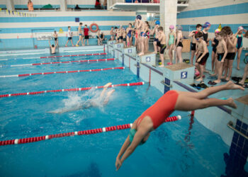 В Ужгороді триває всеукраїнський дитячий турнір з плавання