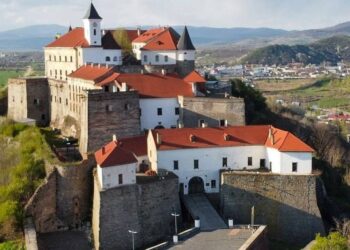 З початку року мукачівський замок “Паланок” відвідали майже 22 тисячі туристів