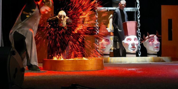 Закарпатські лялькарі показали прем’єру вистави “Ірод” (ФОТО)