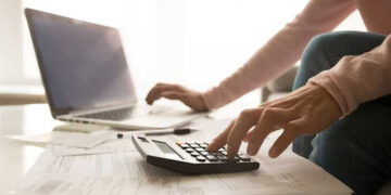 Закарпатські податківці з початку року надали понад 30 тисяч адмінпослуг