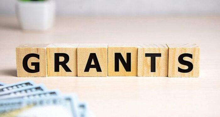 Закарпатських студентів запрошують написати статтю на тему транспорту, екології чи інновацій і отримати шанс виграти 20 тис грн