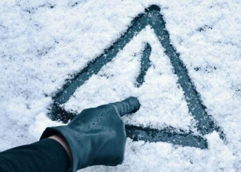 Закарпаття в полоні арктичного циклону: екстремальне похолодання та снігові шторми –