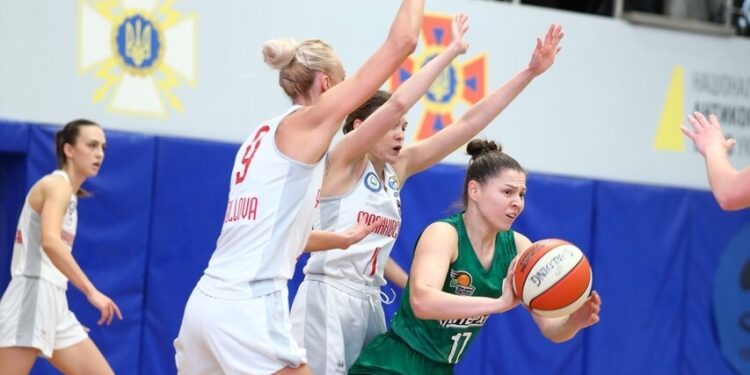 Жіноча Суперліга: “Франківськ-Прикарпаття” у важкому матчі обіграв “ІнтерХім”, “Київ-Баскет” здолав “Вінницю” – Спорт