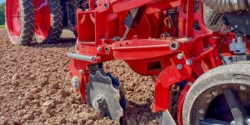 Kverneland представив систему Geoforce для постійної глибини сівби – Техніка