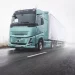 Volvo представила електровантажівку з запасом ходу 600 км – Техніка