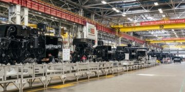 «Ростсельмаш» зупиняє виробництво – фермери не мають грошей на техніку – Техніка