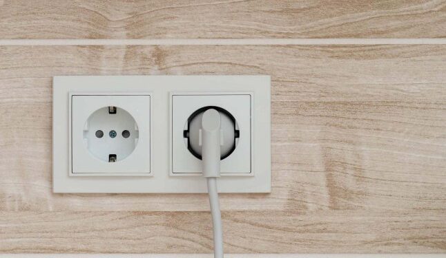 Чи варто хвилюватися за побутову техніку після переходу на 230 вольт — Закарпаття