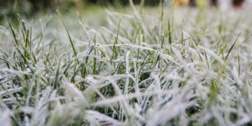 Синоптики прогнозують прохолодні вихідні: на Закарпатті — штормове попередження — Закарпаття