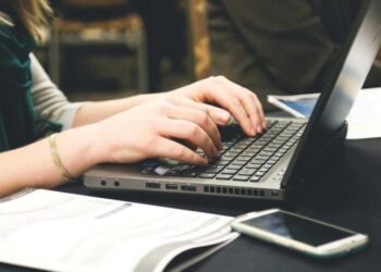 Такі повідомлення вже надсилають на електронну пошту: озвучено попередження для українців — Закарпаття