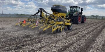 BEDNAR взяв участь у дослідження Strip-Till на «Прибутковому полі»  – Техніка